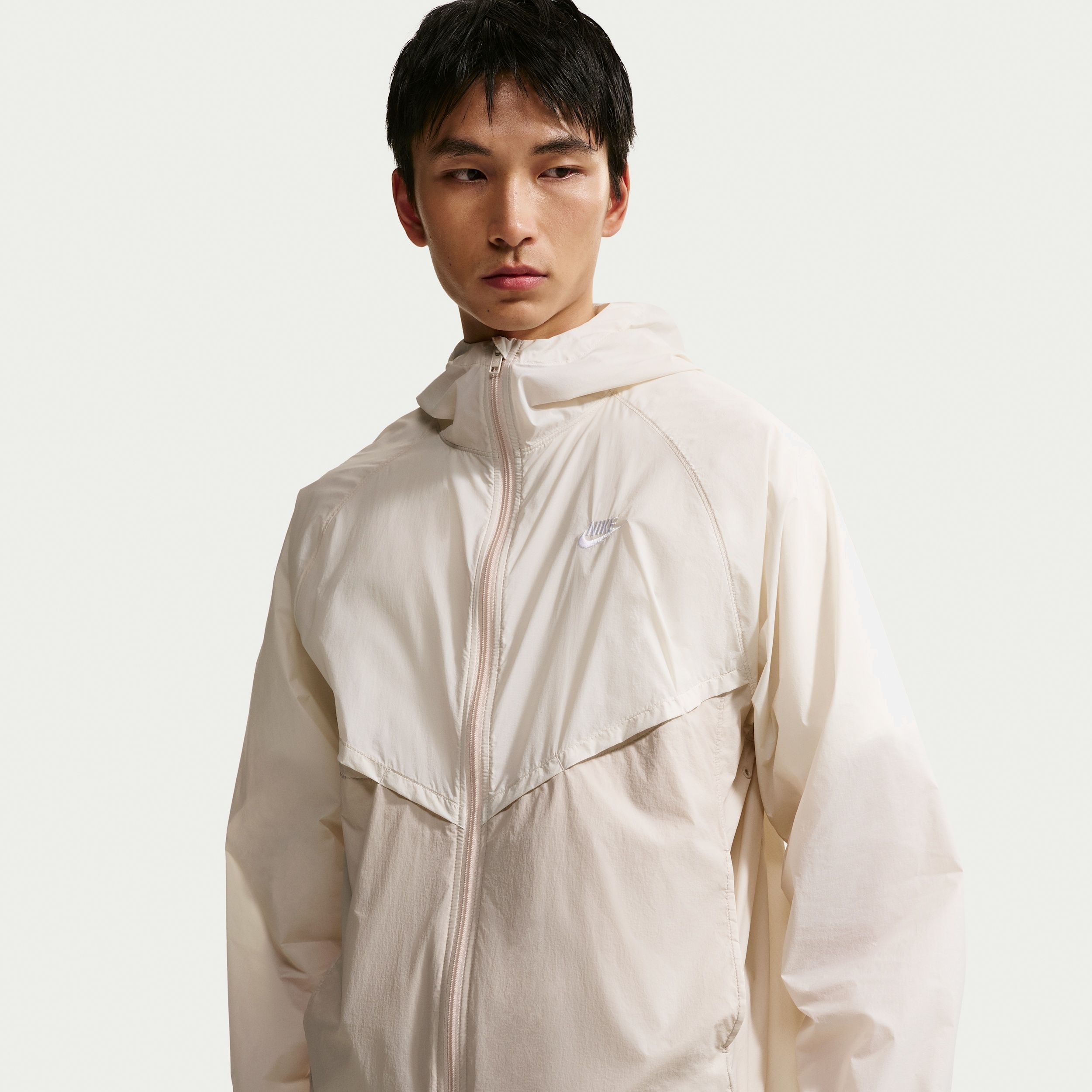 Buy Nike Windrunner Men's Unlined Full-Zip UV Jacket Online | Nike