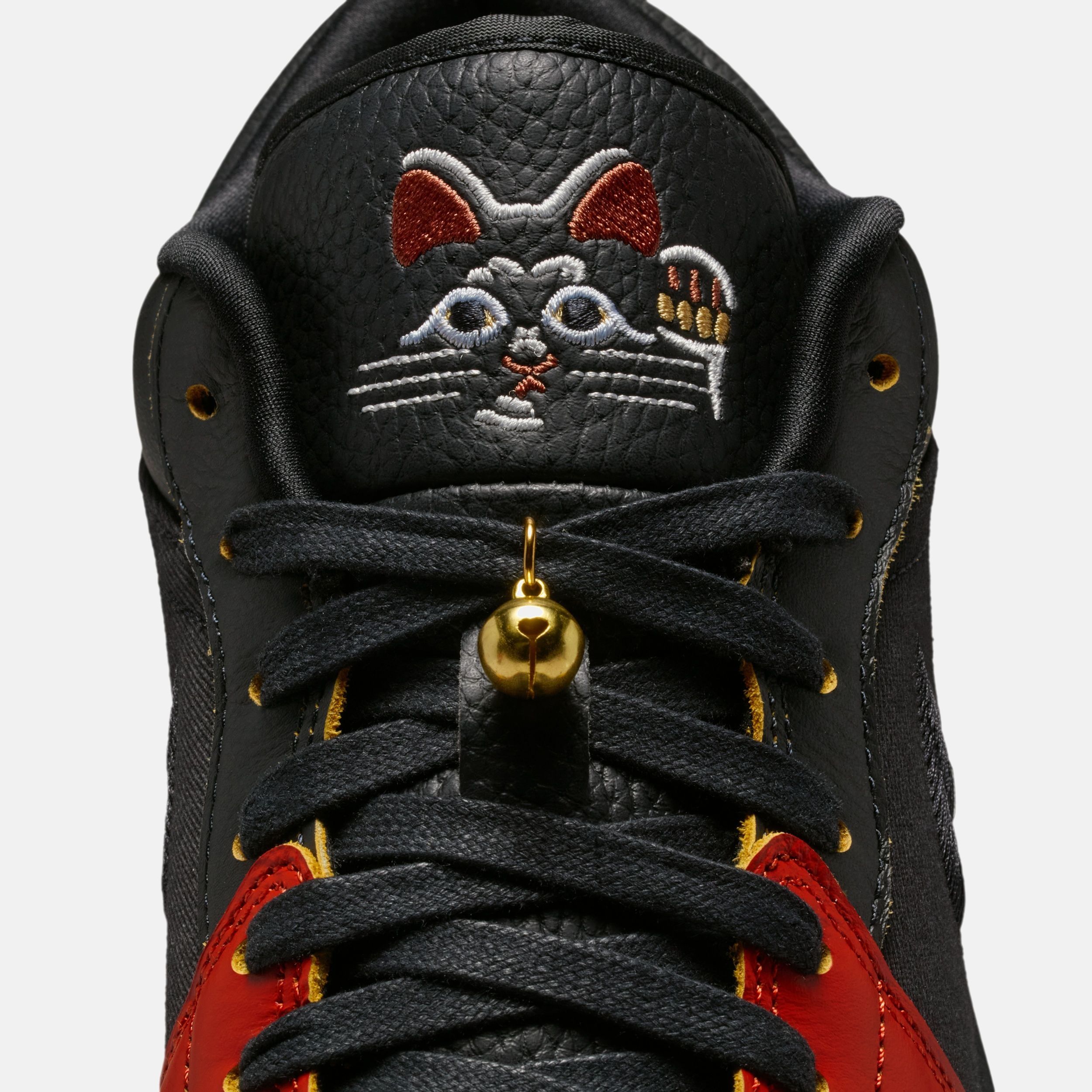 Buy Air Jordan 1 Low SE Men's Shoes Online | Nike India