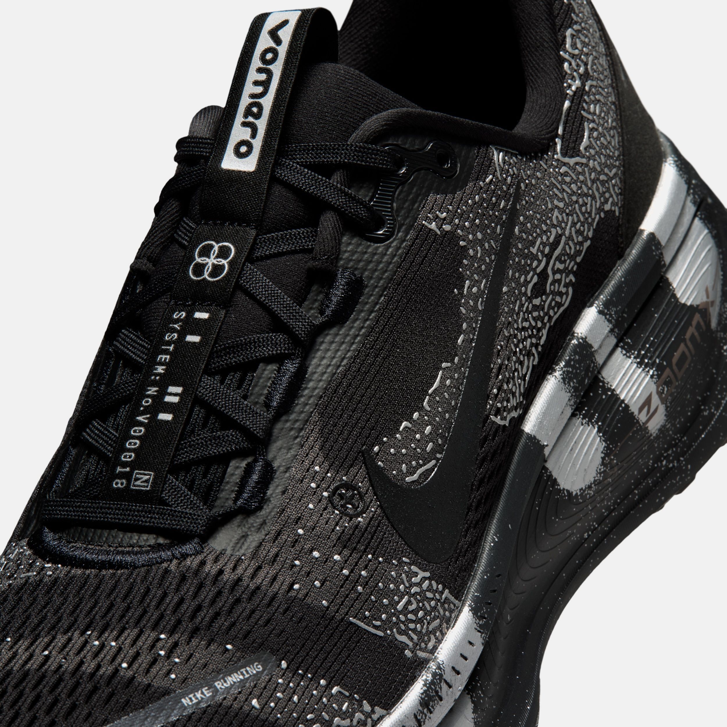 Buy Nike Vomero 18 Men's Road Running Shoes Online | Nike India