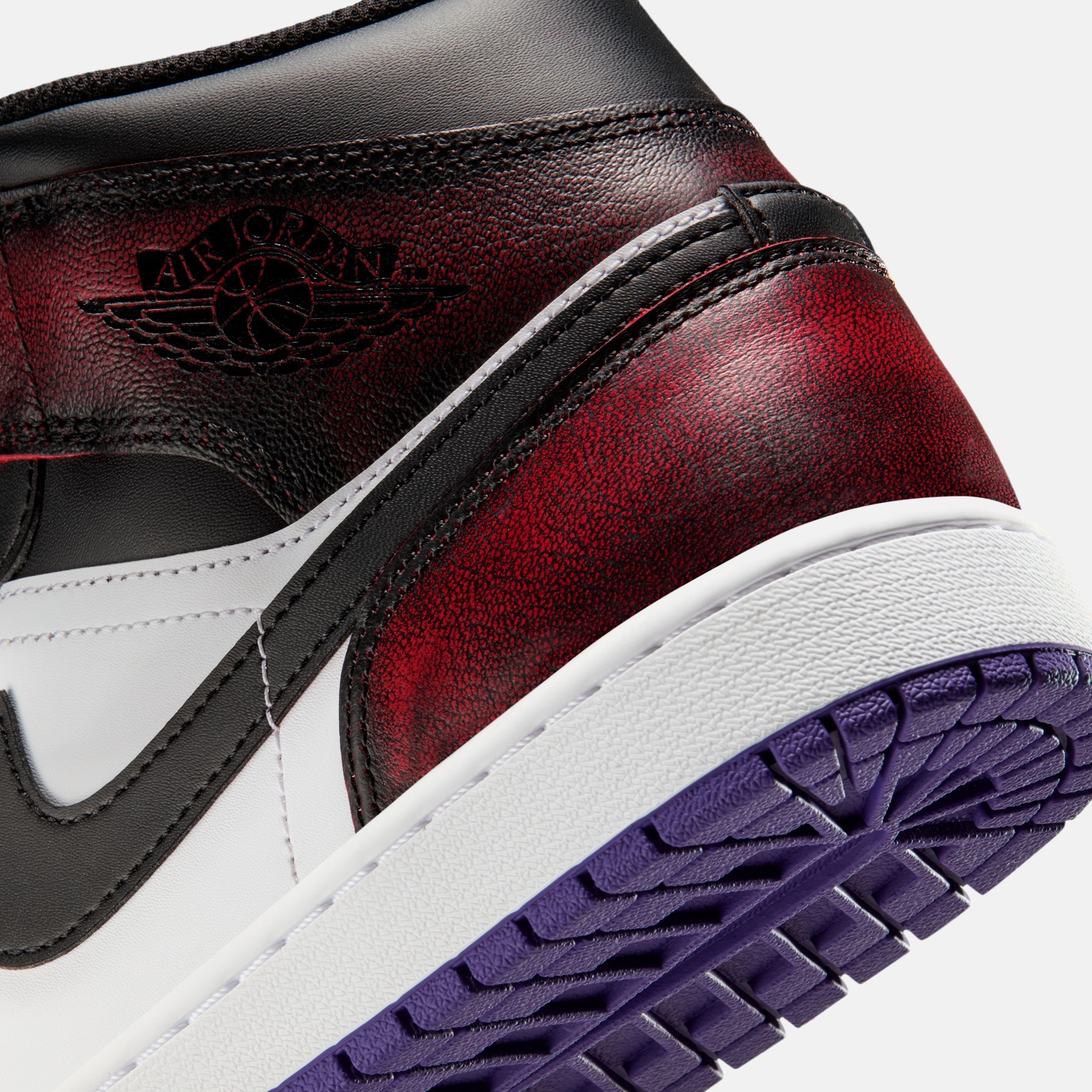Buy Air Jordan 1 Mid SE Men's Shoes Online | Nike India