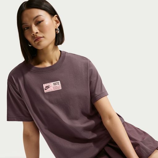 Nike Sportswear Classic - Women's Oversized T-Shirt