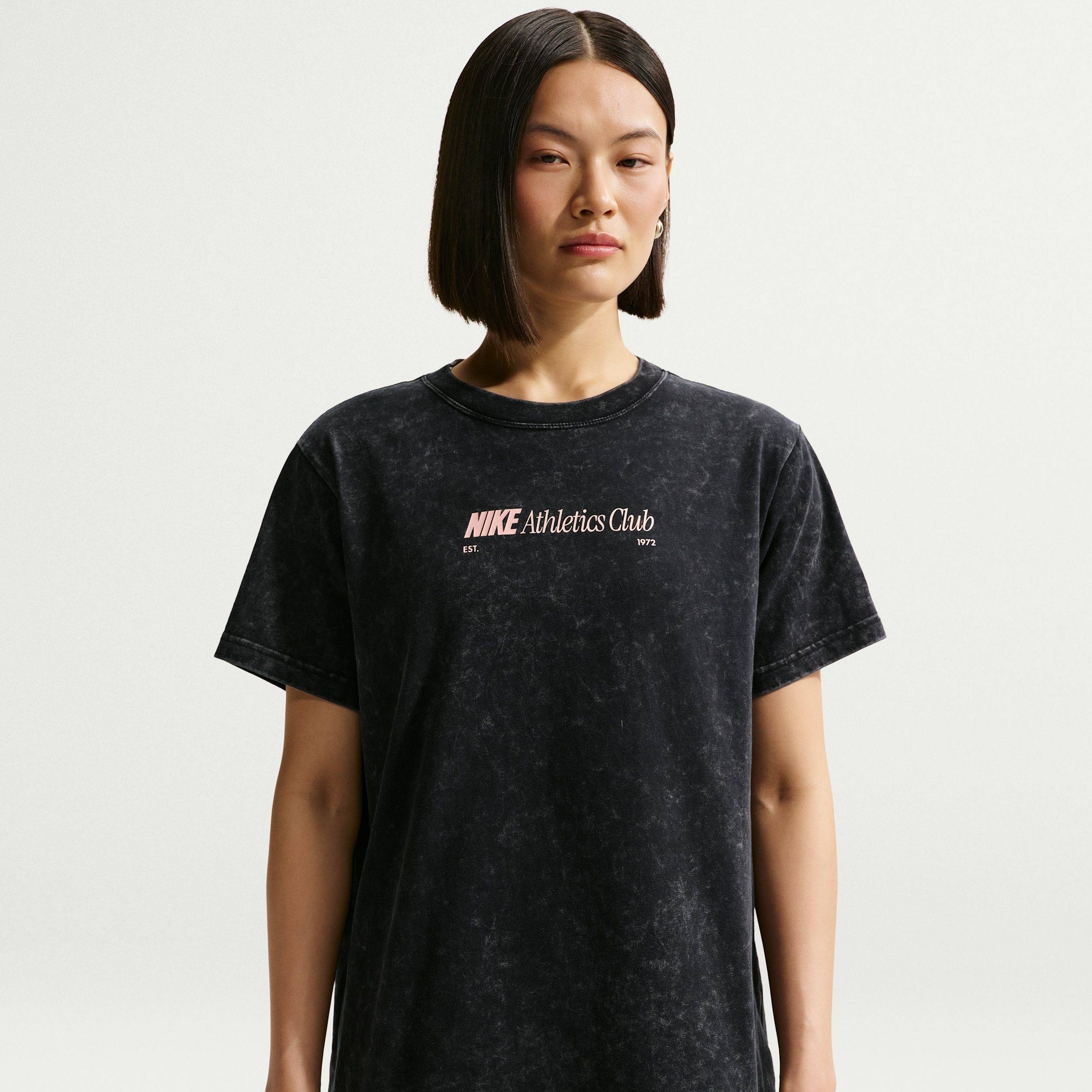 Buy Nike Sportswear Classic Women's Oversized T-Shirt Online