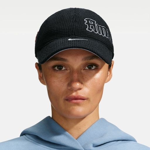 U NK CLUB CAP U CB FTBL LATAM - Nike Club Unstructured Cap