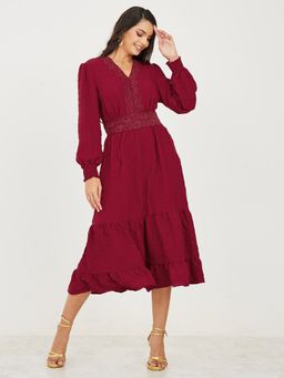 Styli - Burgundy Lace Detail Textured Midi Dress