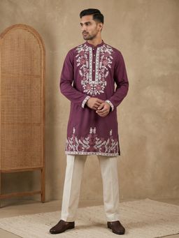 Jompers - Men Japanese Fabric Embroidered Kurta with Pyjama