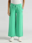 Green color option