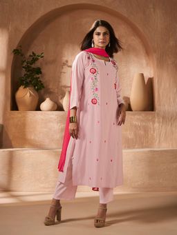 BHAMA COUTURE - Pink Floral Embroidery Kurta with Pant and Dupatta