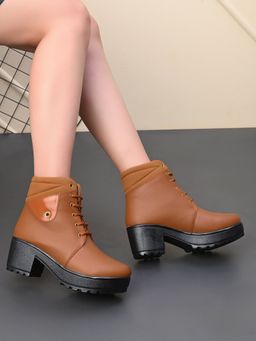 XE Looks - Tan Lace-Up Pocket Detail Chunky Block Heel Ankle Boots