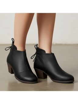 Global Step - Black Backtie Block Boots
