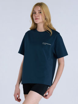 Cava Athleisure - ST-shirtl Navy Blue Graphic Oversized T-shirt - Women