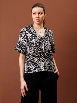 AAREIN - Immutable Floral Print Crepe Wrap Shirt