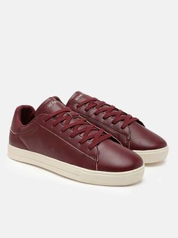 United Colors of Benetton - Maroon Solid Lace-Up Classic Leather Finish Sneakers
