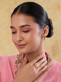 Indinoor - Nashi Punjabi Jadau White Ring