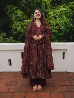 Aaghnya - Wine Women's Viscose Blend Umbrella Style Printed Kurta with Palazzo and Dupatta