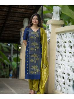 Aaghnya - Women's Blue Rayon Blend Printed Straight Kurta with Palazzo and Dupatta