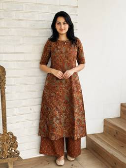 Aaghnya - Rust Women's Rayon Viscose Straight Printed Kurta with Palazzo