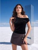 Black color option, Currently selected
