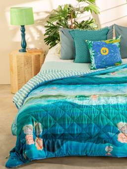 Freedom Tree - Pangong Lake Water Blue Abstract Printed Cotton Cambric Single Bed Quilt