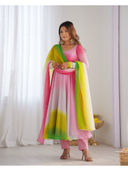 Pink color option, Currently selected