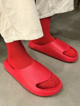 Ludic Life - Red Solid Sliders