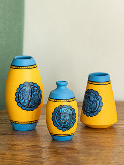 ExclusiveLane - Yellow Madhubani Tales Hand-Painted Terracotta Vases (Pack Of 3)
