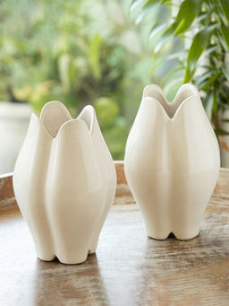 ExclusiveLane - Off White Petal Bloom Decorative Ceramic Vases (Pack Of 2)