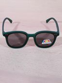 Green color option, Sold out, Currently selected