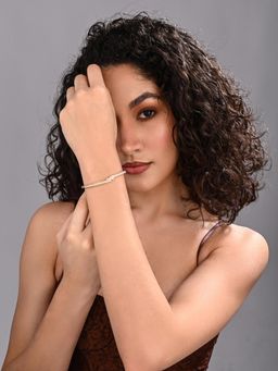 REENISAA - Pearl Glow Dual-Row White Bangle