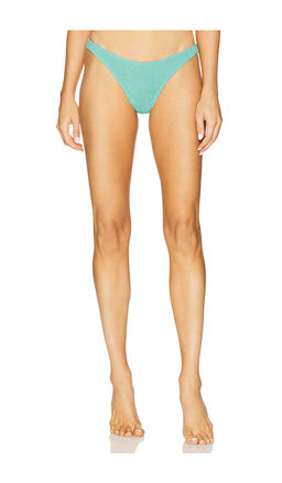 Bond Eye - Scene Brief