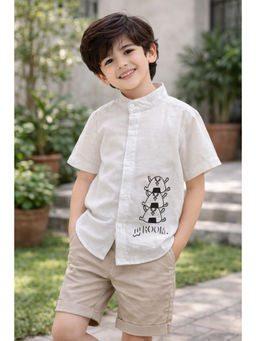 AWW HUNNIE - Cotton Half Sleeves Printed Bhoom Shirt - White