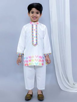 The Little Tales - White Heart Printed Kurta & Pyjama (Set of 2)
