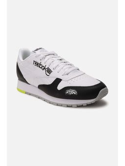 Reebok - Men White Classics Sneakers
