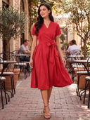 Red color option, Sold out, Currently selected