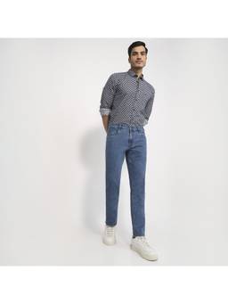 Parx - Men Medium Blue Mid Rise Tapered Fit Jeans