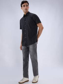 Parx - Men Straight Fit Self Design Grey Jeans