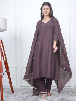 EESHA GUPTA - Brown Kali Kurta with Pant and Dupatta (Set of 3)