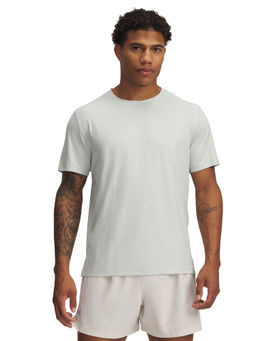 Under Armour - Men Green Solid T-Shirt