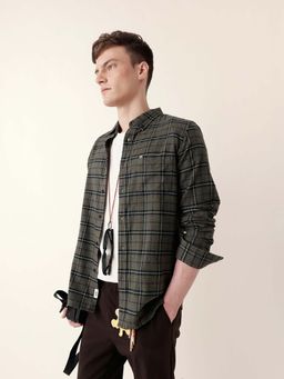 The Bear House - Men Green Cotton Collar Neck Shirt