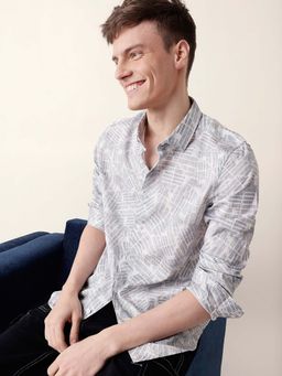 The Bear House - Men Grey Cotton Collar Neck Shirt