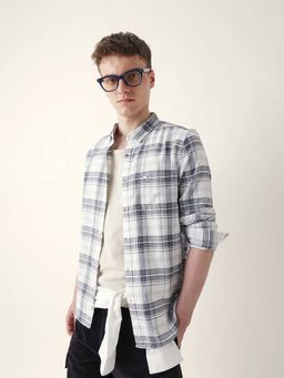 The Bear House - Men White Cotton Collar Neck Shirt