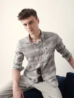 The Bear House - Men Grey Cotton Collar Neck Shirt