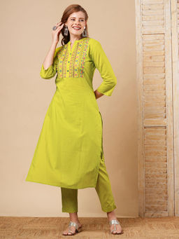 FASHOR - Lime Green Floral Zari and Resham Embroidered Straight Fit Kurta with Pant (Set of 2)