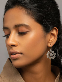 Shaya by CaratLane - Silver Gurmarti Earrings