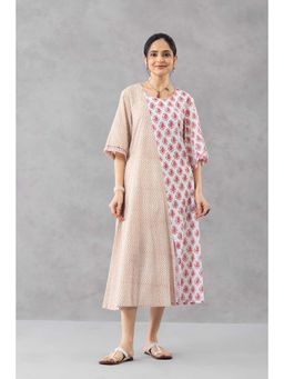 Finethreads by Hina & Nikhat - Pink Surkh Pushp A-Line Dress