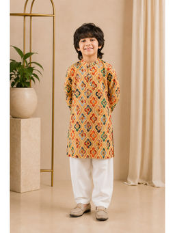 Misbis - Straight Printed Kurta With Pyjama