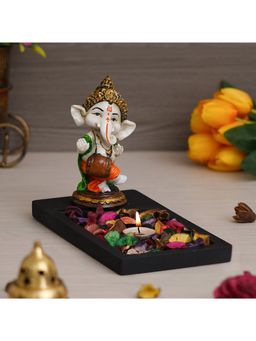 eCraftIndia - Baal Ganesh Playing Dholak Showpiece with Rectangle Fragranced Petals & Tealight