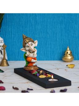 eCraftIndia - Baal Ganesha Dancing Showpiece with Rectangle Fragranced Petals & Tealight