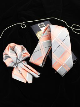 PELUCHE - Modish Dappled Pink Neck Tie & Pocket Square Set for Men