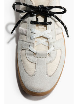 H&M - Women Black 2-Pack Shoe Laces