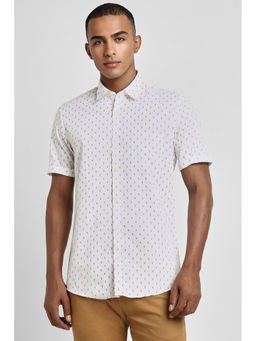 Peter England - Men White Slim Fit Print Half Sleeves Casual Shirt